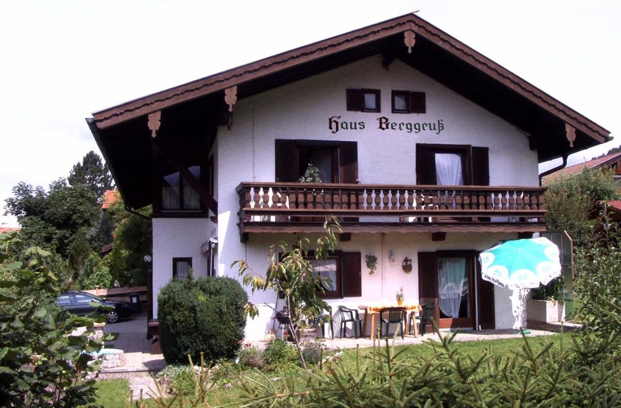 Apartament Haus Berggruss Inkl. Chiemgaukarte Ruhpolding Zewnętrze zdjęcie