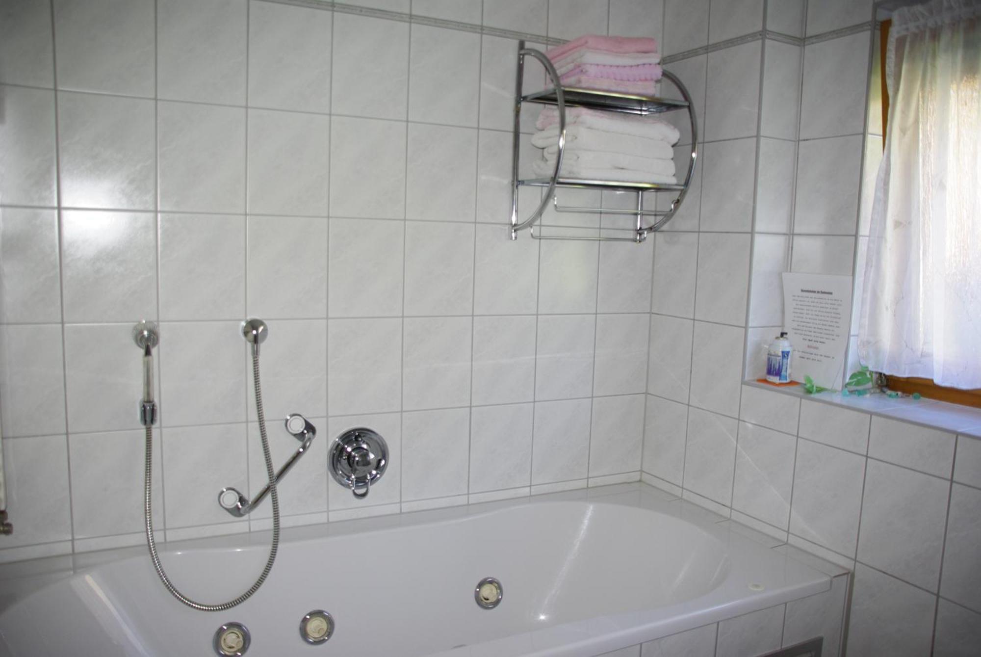 Apartament Haus Berggruss Inkl. Chiemgaukarte Ruhpolding Zewnętrze zdjęcie